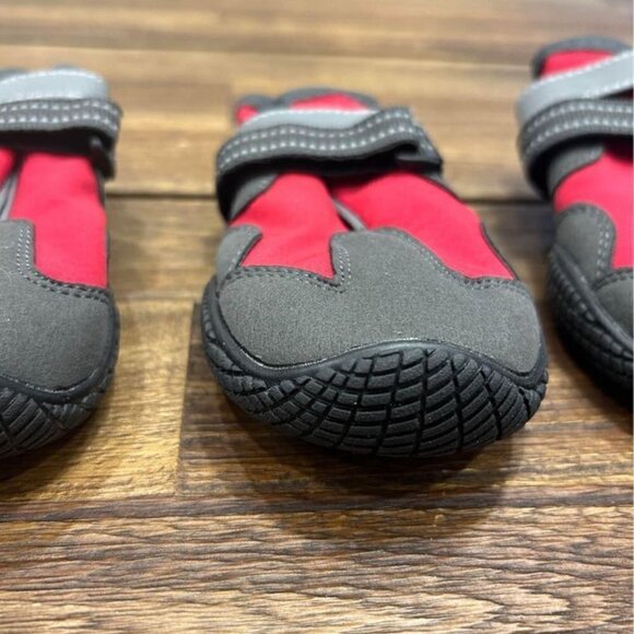 Dog waterproof shoes. Velcro closure. Easy to fit. Brand new! Reflective stripes - Picture 7 of 8